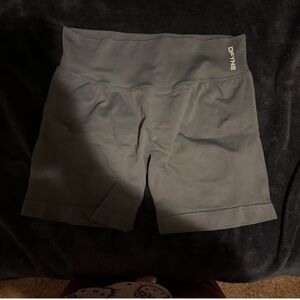 Dfyne shorts